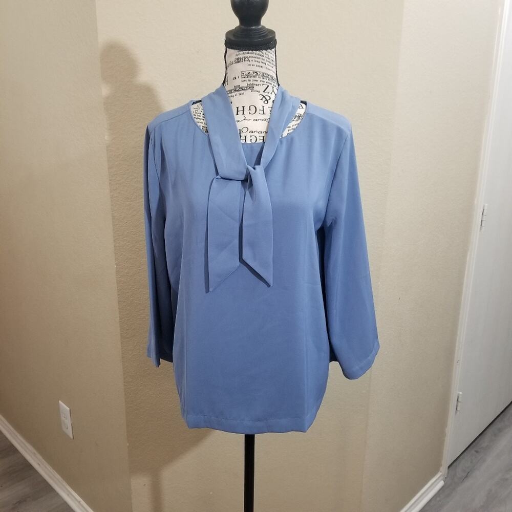Ann Taylor Factory top‎ sz medium